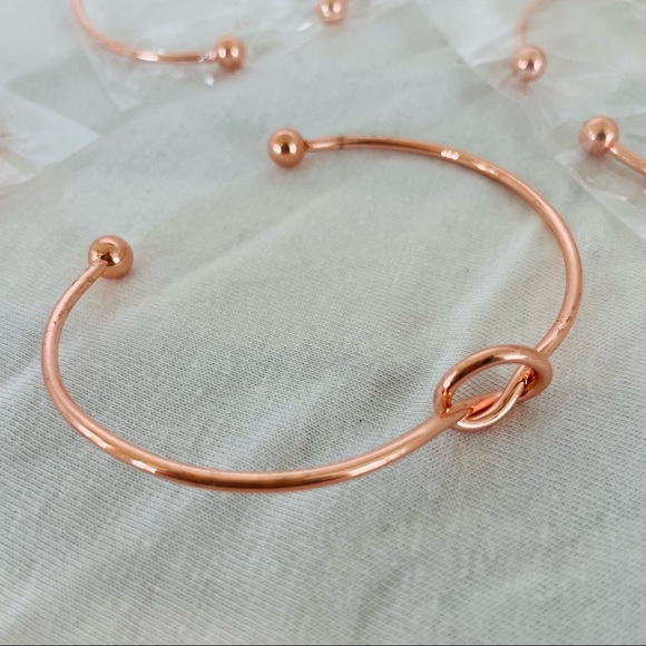 Rose Gold Knot Bracelet - Picture 1 of 4